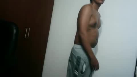 fernadox97 online show from March 7, 2026, 10:29 pm