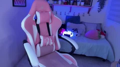 Fernanda Diaz online show from December 4, 2025, 6:16 pm