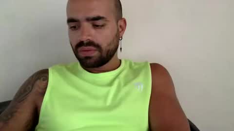 insta ferxx1210 Fercho online show from January 1, 2025, 9:31 pm