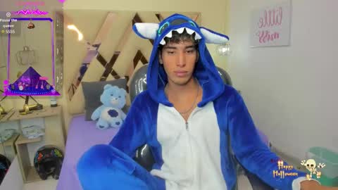 FER PHOENIX online show from October 30, 2025, 3:41 am