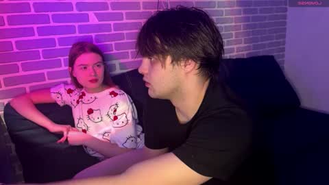 Snapshot of fetchingcouplee chatting on October 20, 2025, 2:06 pm Tina and Tomas online show from October 20, 2025, 2:06 pm