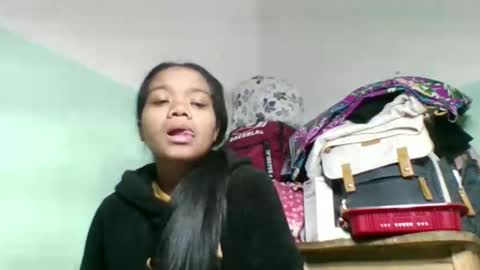 fetranialdy online show from September 13, 2025, 4:23 am