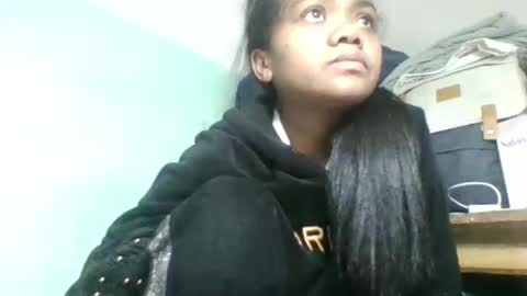 fetranialdy online show from September 16, 2025, 4:57 am