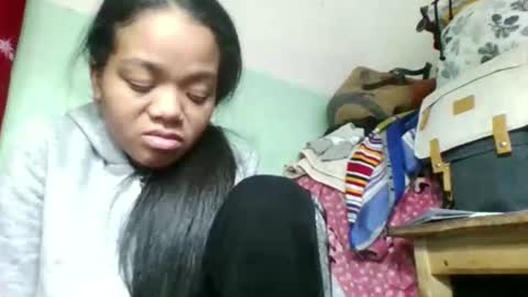 fetranialdy online show from October 9, 2025, 5:49 am