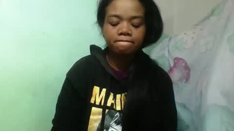 fetranialdy online show from February 18, 2026, 4:52 am