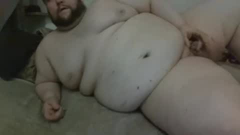 Snapshot of fettebifotze28h chatting on September 18, 2025, 7:27 pm Cow Sow online show from September 18, 2025, 7:27 pm