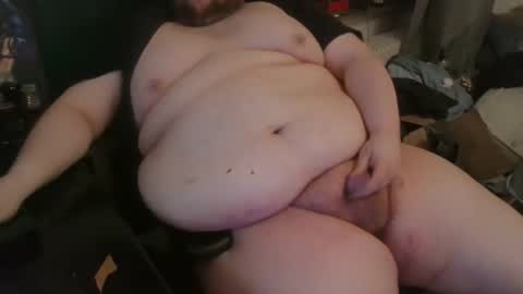 Snapshot of fettebifotze28h chatting on December 22, 2025, 7:44 pm Cow Sow online show from December 22, 2025, 7:44 pm