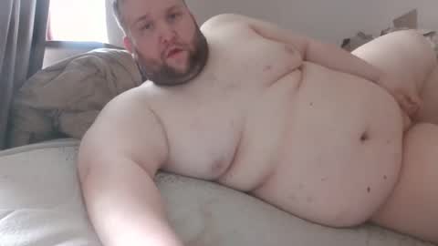 Snapshot of fettebifotze28h chatting on April 12, 2026, 9:14 am Cow Sow online show from April 12, 2026, 9:14 am