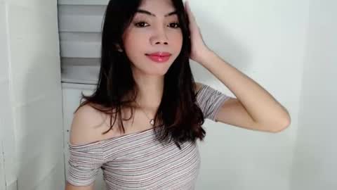 feyaaa online show from February 27, 2025, 9:54 am