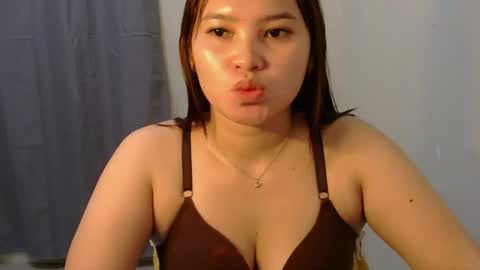 fhwilloughbyxx online show from July 13, 2026, 11:24 am