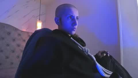   online show from March 18, 2026, 11:46 am