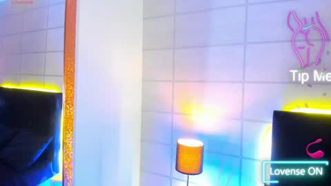 Luciana online show from October 5, 2025, 4:44 am