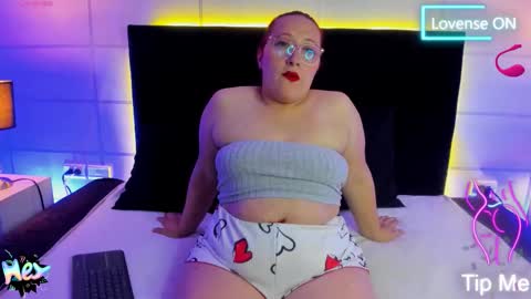 Luciana online show from October 19, 2025, 3:18 am