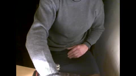 fifi010203 online show from March 10, 2026, 6:40 am