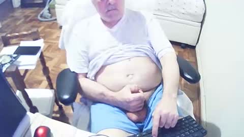 Snapshot of filhober chatting on January 13, 2025, 10:35 pm filhober online show from January 13, 2025, 10:35 pm