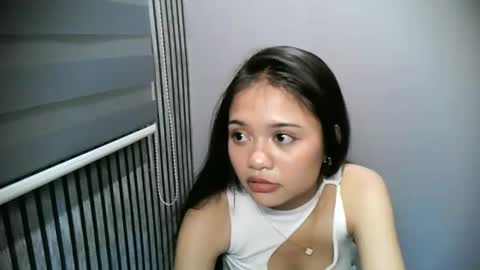 KEONA online show from April 21, 2026, 4:23 pm