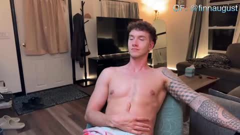 Snapshot of finnaugust chatting on October 6, 2025, 12:08 am Finn August online show from October 6, 2025, 12:08 am