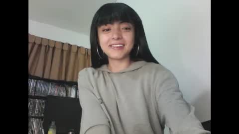 finnky1 online show from April 3, 2026, 2:53 am