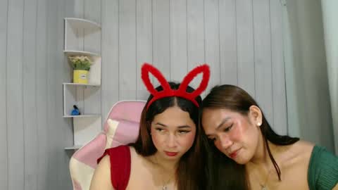 fionaraya online show from February 25, 2025, 11:41 am