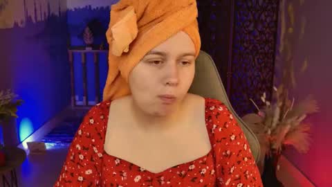 fiora online show from September 21, 2025, 5:20 am