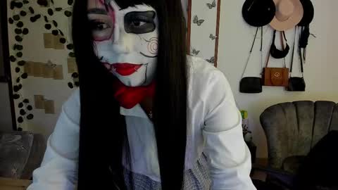 Snapshot of fiore_sanz chatting on October 18, 2025, 3:09 am online show from October 18, 2025, 3:09 am