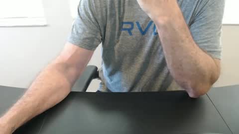 Snapshot of fire50800 chatting on April 1, 2026, 1:01 pm USAUSA online show from April 1, 2026, 1:01 pm