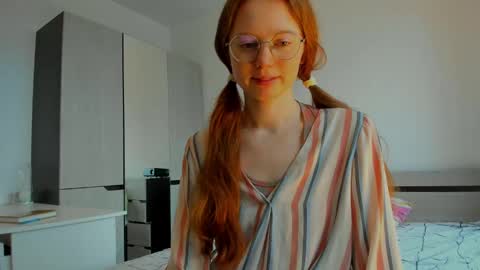 Snapshot of fire_luna chatting on March 6, 2025, 7:47 am fire_luna online show from March 6, 2025, 7:47 am