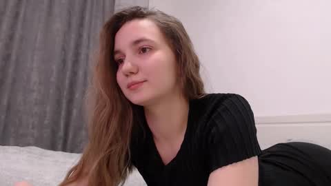 Snapshot of fireflies_fly_ chatting on January 7, 2026, 6:32 pm fireflies_fly_ online show from January 7, 2026, 6:32 pm