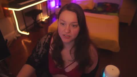 Lio Roxy online show from October 14, 2025, 2:34 am