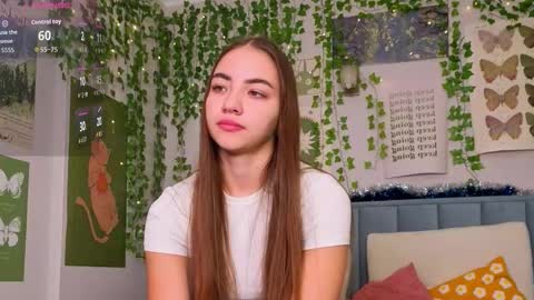 Snapshot of fit_girlfriend chatting on December 18, 2025, 4:29 am Ashle online show from December 18, 2025, 4:29 am