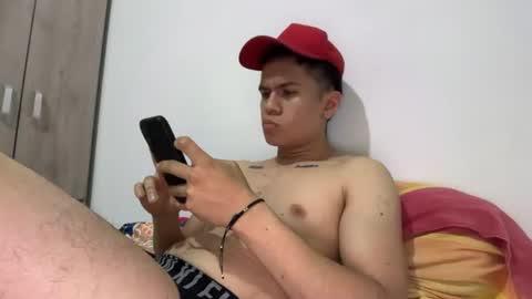 Snapshot of fitgav chatting on July 15, 2026, 7:35 am fitgav online show from July 15, 2026, 7:35 am