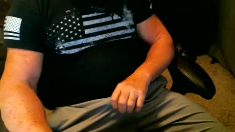 fitguy40 online show from December 13, 2024, 10:02 pm