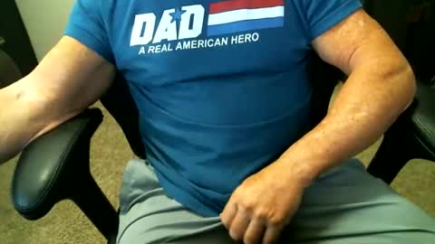 fitguy40 online show from January 12, 2026, 9:53 pm