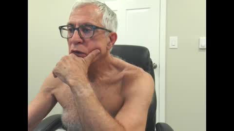 Snapshot of fitman999 chatting on June 8, 2026, 1:28 am Jon online show from June 8, 2026, 1:28 am