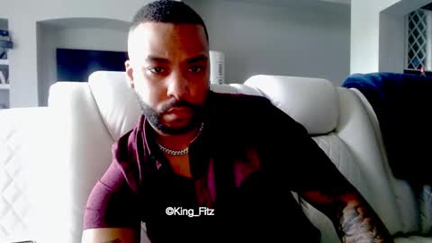 Snapshot of fitz_1 chatting on April 28, 2026, 5:29 pm King E online show from April 28, 2026, 5:29 pm