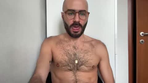 Fla is short for Flavio online show from December 6, 2024, 10:38 am