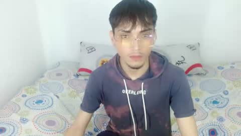 flaco23_latino online show from June 14, 2026, 5:31 am