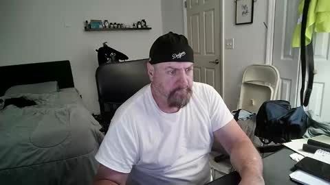 Snapshot of flaguy3233 chatting on January 9, 2025, 9:05 pm Florida guy online show from January 9, 2025, 9:05 pm