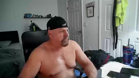 Snapshot of flaguy3233 chatting on February 6, 2025, 1:49 am Florida guy online show from February 6, 2025, 1:49 am