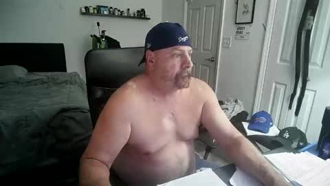 Snapshot of flaguy3233 chatting on October 2, 2025, 7:26 am Florida guy online show from October 2, 2025, 7:26 am