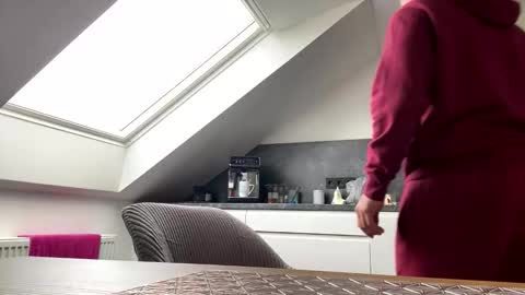 flashi1990 online show from November 13, 2025, 9:19 am