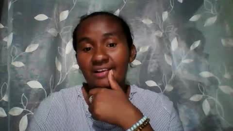 Snapshot of fleussia chatting on March 11, 2026, 4:24 pm fleussia online show from March 11, 2026, 4:24 pm