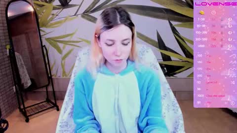 FlexiMona online show from December 14, 2025, 9:58 am