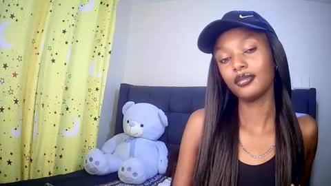 Snapshot of flirtyy_sheery chatting on September 29, 2025, 3:11 am sheery online show from September 29, 2025, 3:11 am