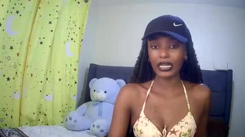 Snapshot of flirtyy_sheery chatting on October 14, 2025, 4:02 am sheery online show from October 14, 2025, 4:02 am