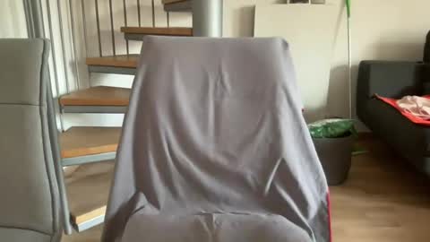 flohotsexy33 online show from July 20, 2026, 4:53 pm