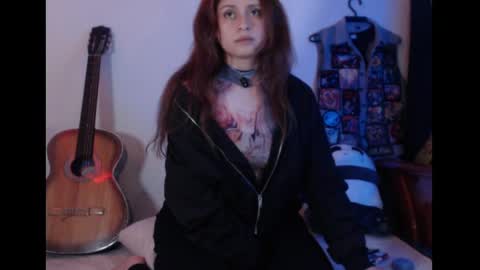 flor3citarockera online show from May 18, 2026, 2:45 pm