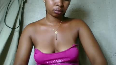 florencia011 online show from March 27, 2026, 11:26 pm