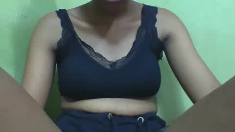 florine592953 online show from February 8, 2026, 5:05 pm