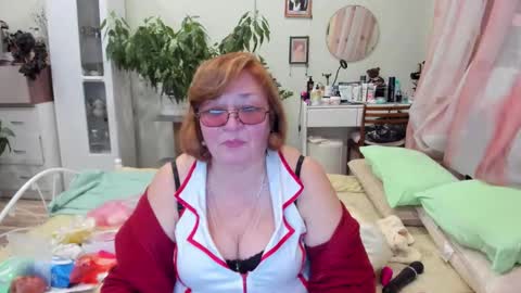 Flowerlower online show from October 21, 2025, 5:57 pm